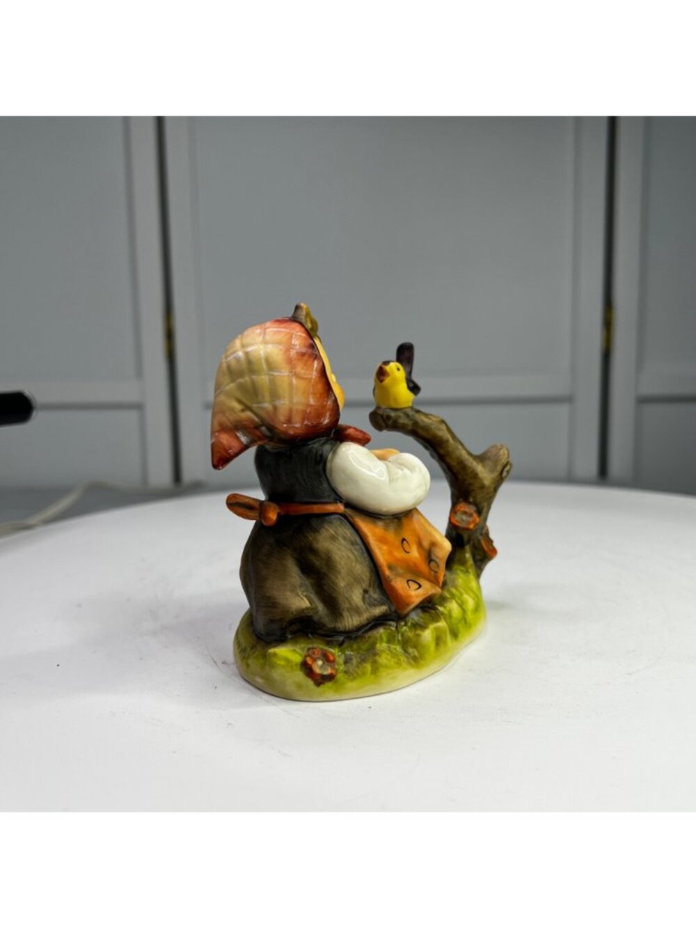 M.I. Hummel "In Tune" Vintage Figurine TMK-6 1970s 4" Collectible - Picture 7 of 11